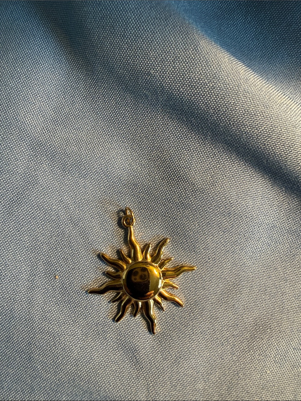 Gold Sunburst Pendant Necklace Charm - Women Accessories